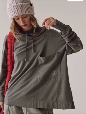 Free People Movement Hot Shot Hooded Layer in Gunmetal Size XL